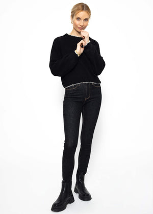 Oversized sweater with bright accents - black