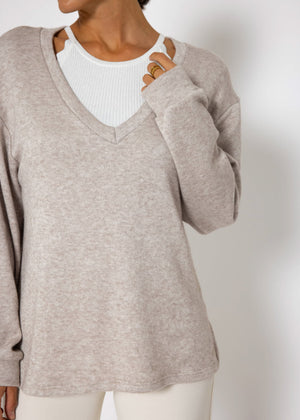 Oversize soft sweater with deep V-neck - taupe