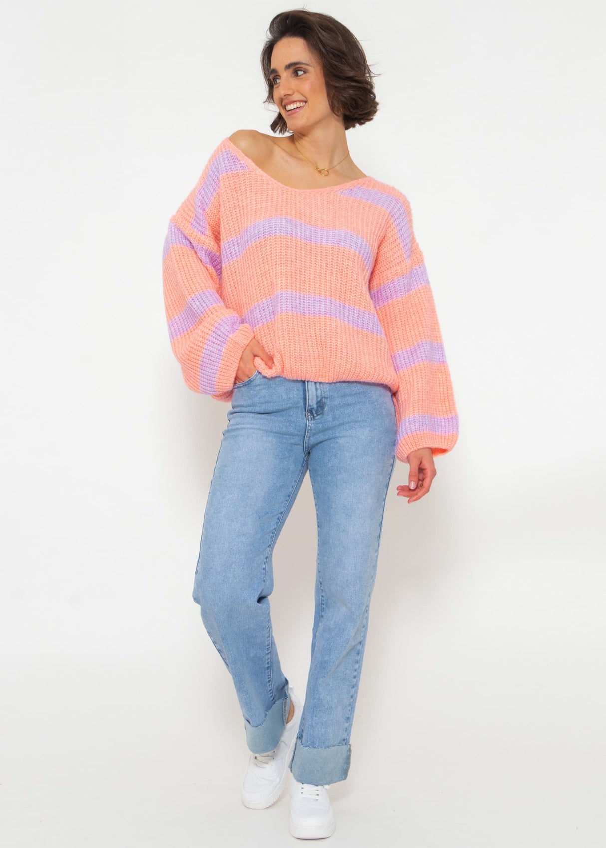 Striped V-neck sweater - peach-lilac