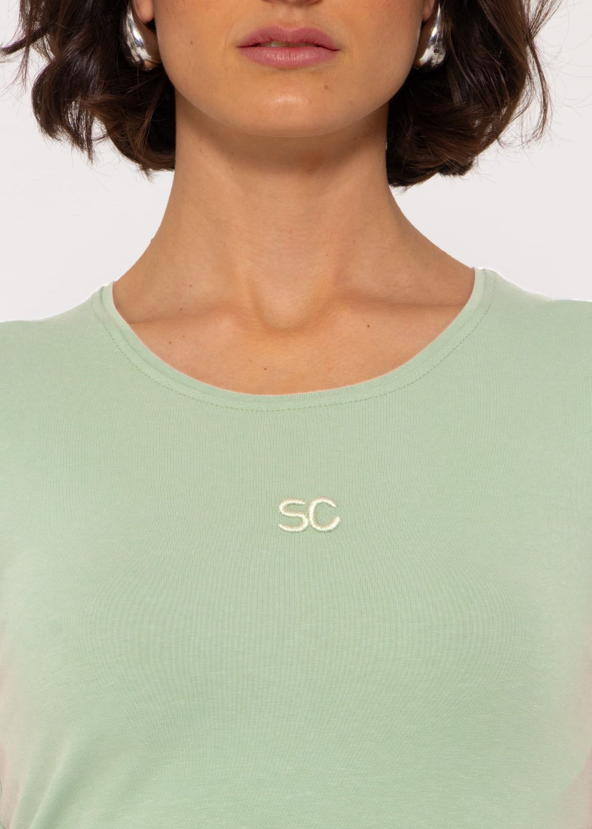 T-shirt with small embroidery, green