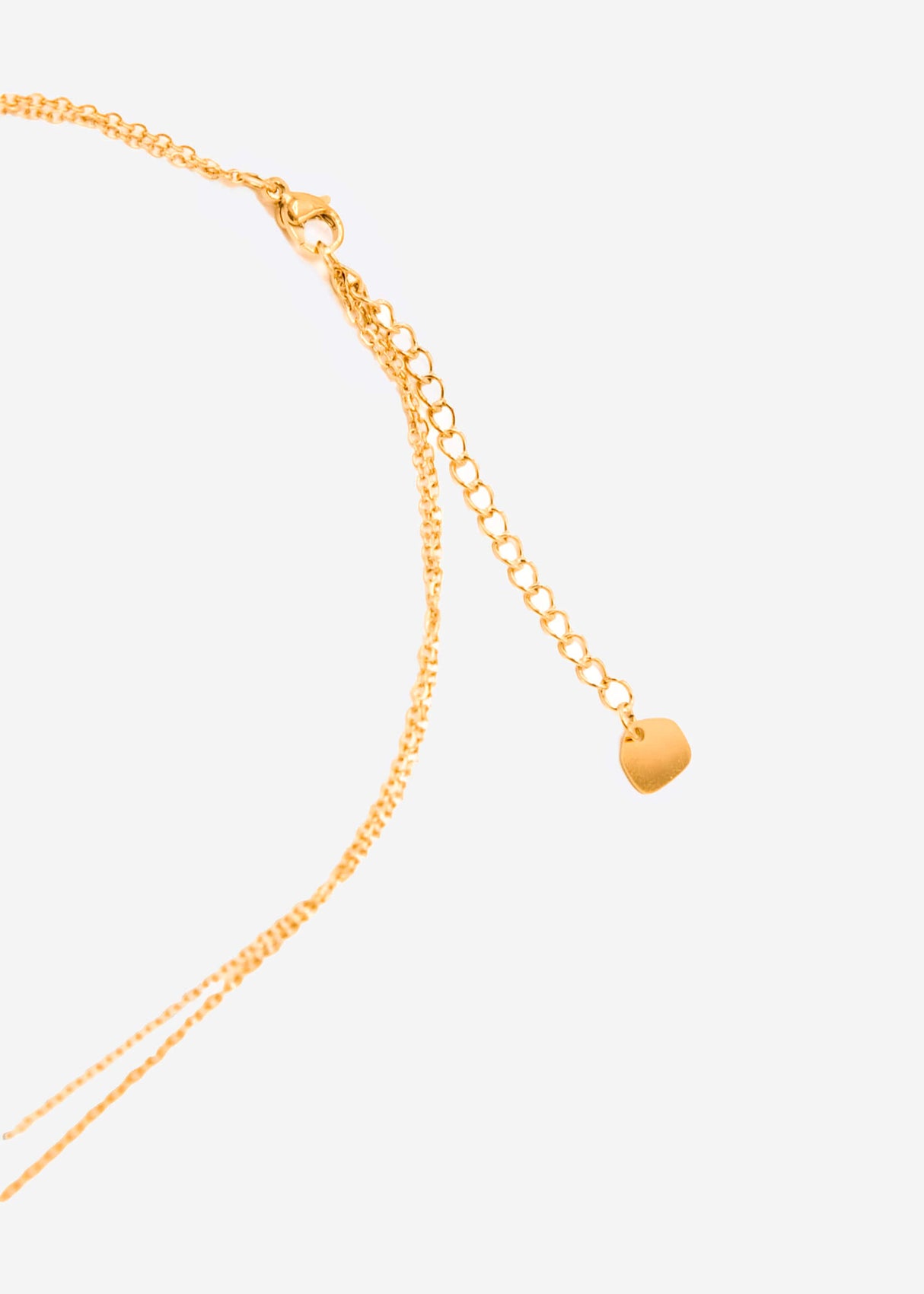 Kombinierte Kette mit Anhänger und zarten Plättchen, gold