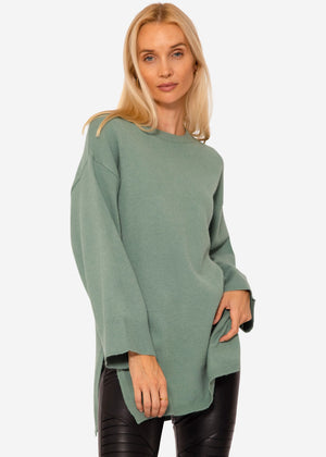 Oversize sweater with side slits - green