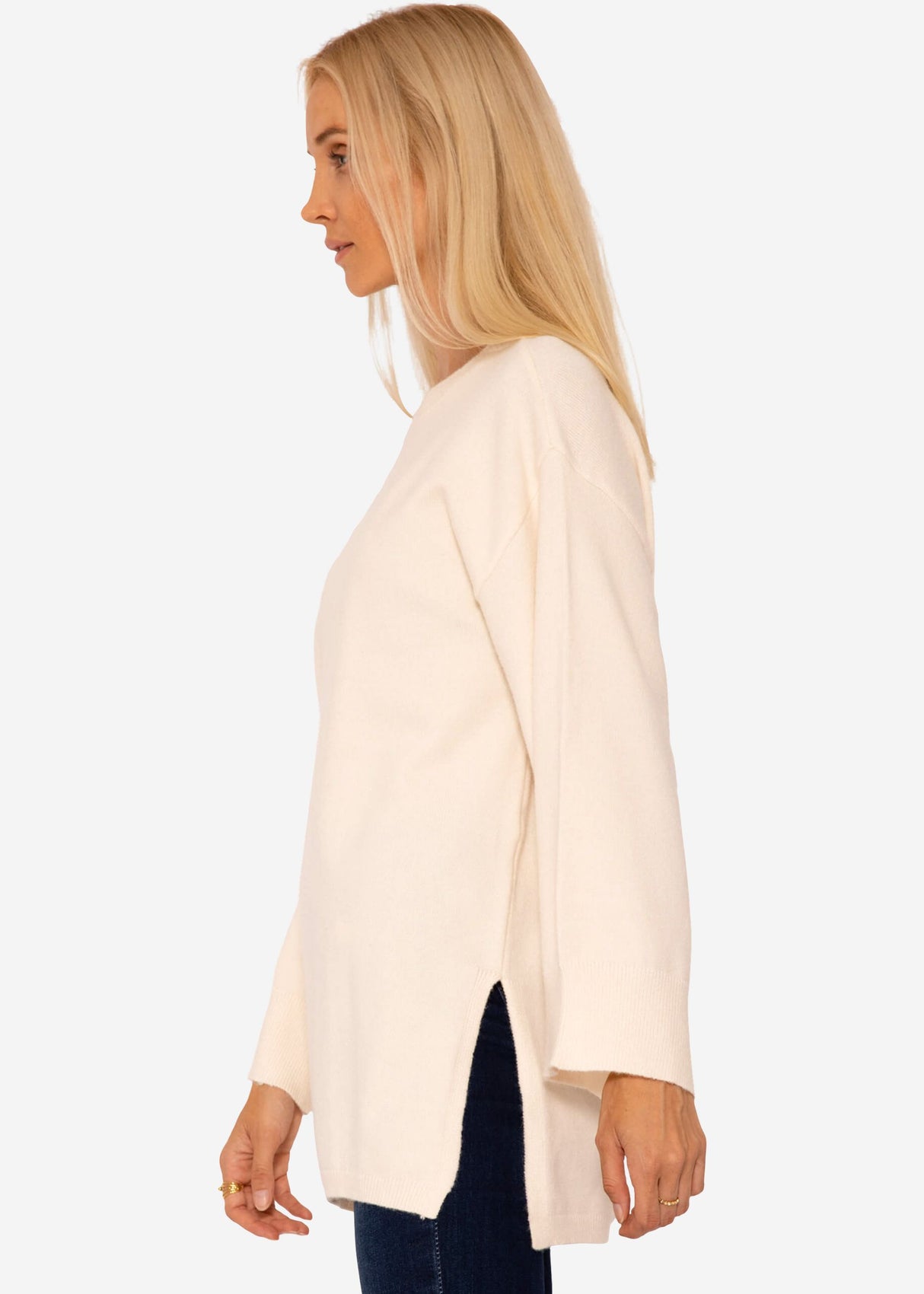 Oversize sweater with side slits - offwhite