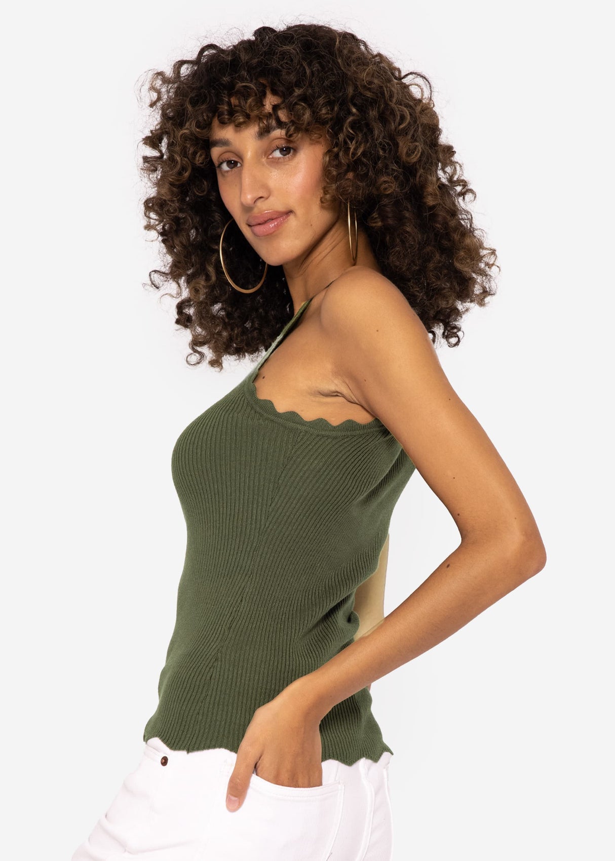 Knit top with scalloped edge, khaki