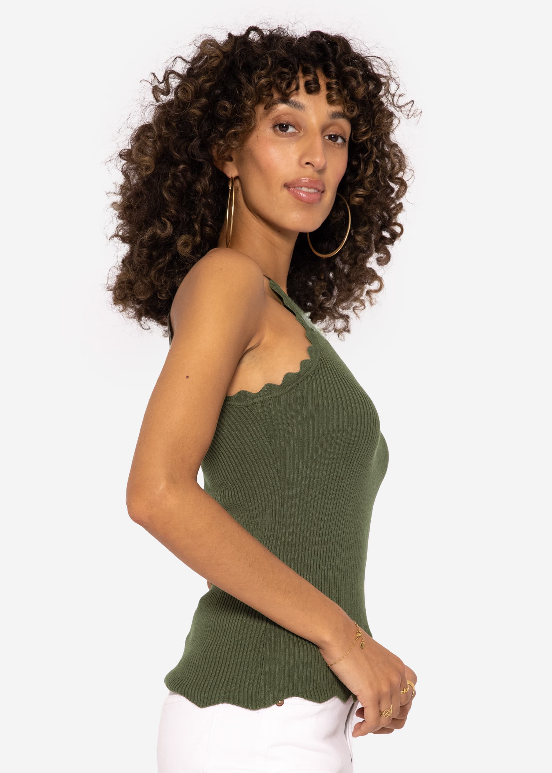 Knit top with scalloped edge, khaki