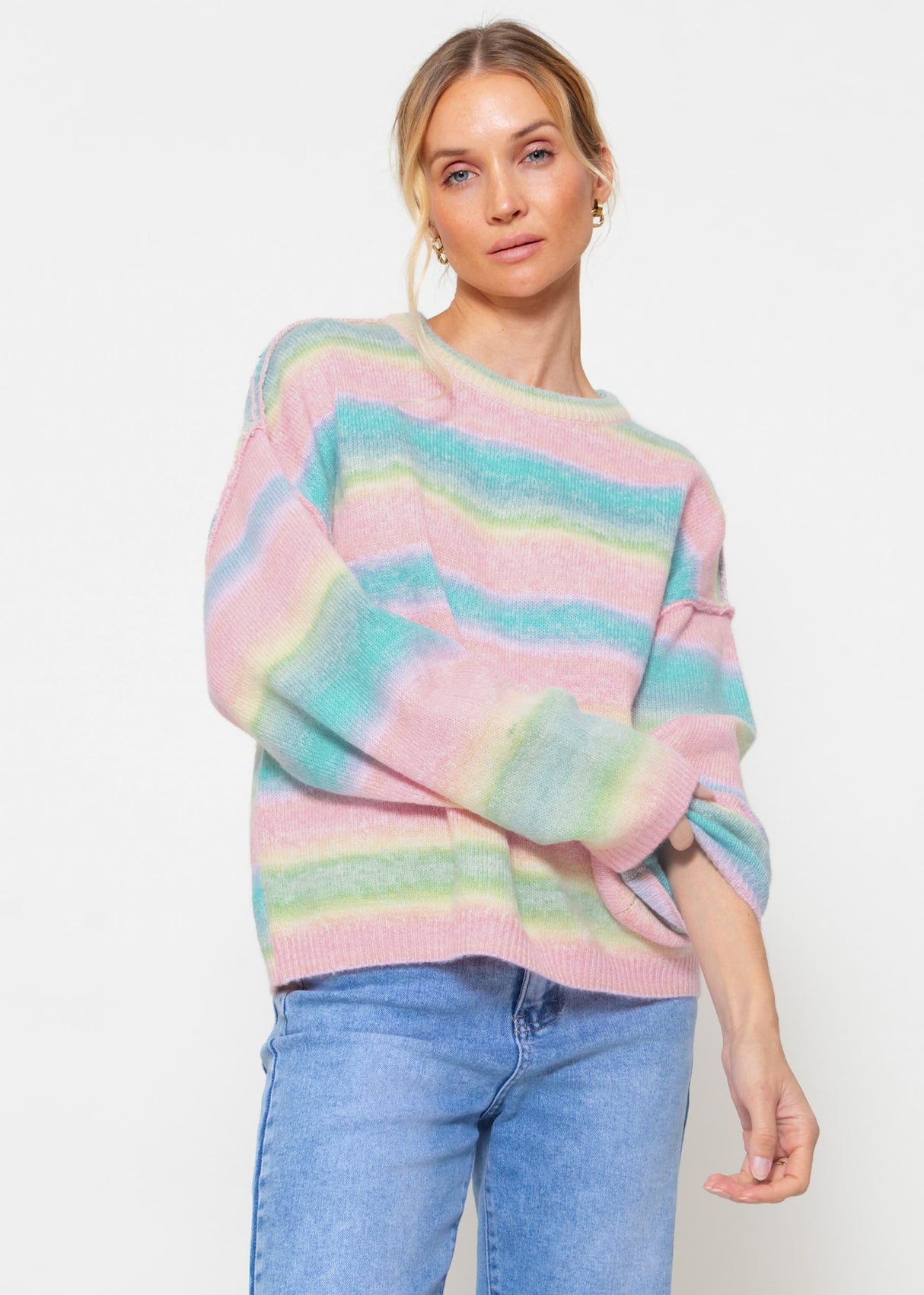 Oversize sweater with pastel strip-pink blue yellow