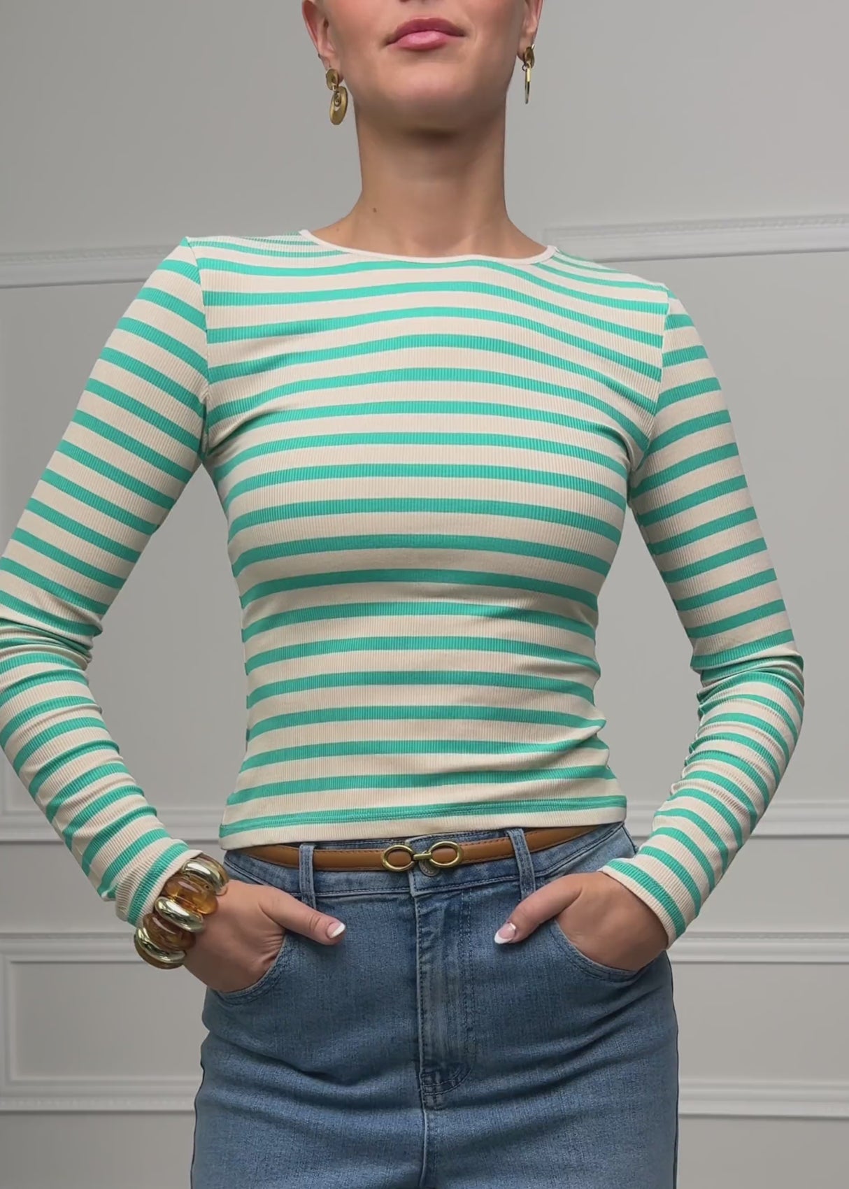 Gestreiftes Langarmshirt - türkis-weiß von SASSYCLASSY