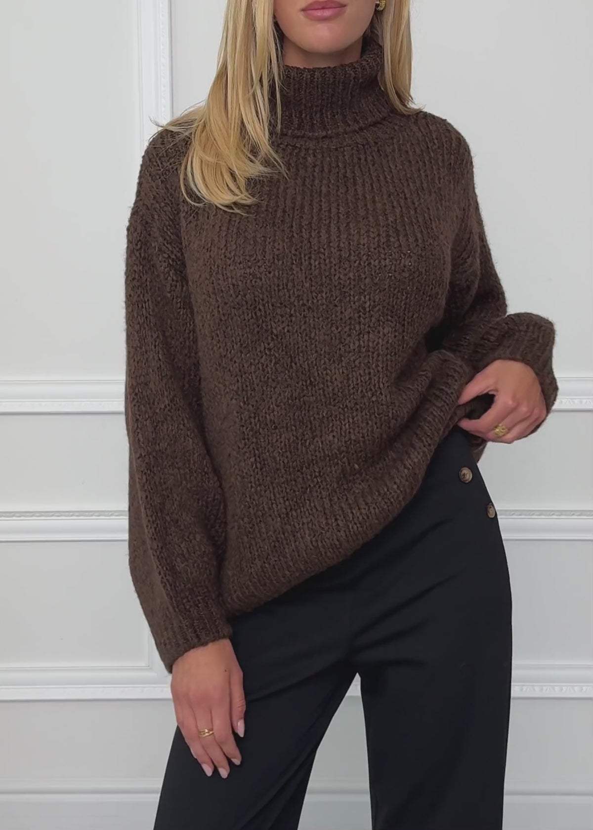 Chunky knit jumper with roll neck - dark brown by SASSYCLASSY