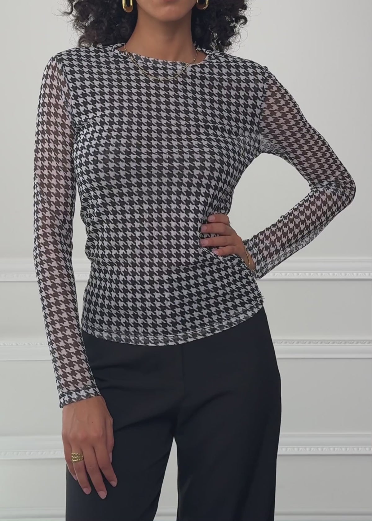 Long-sleeve mesh top with houndstooth pattern - black by SASSYCLASSY