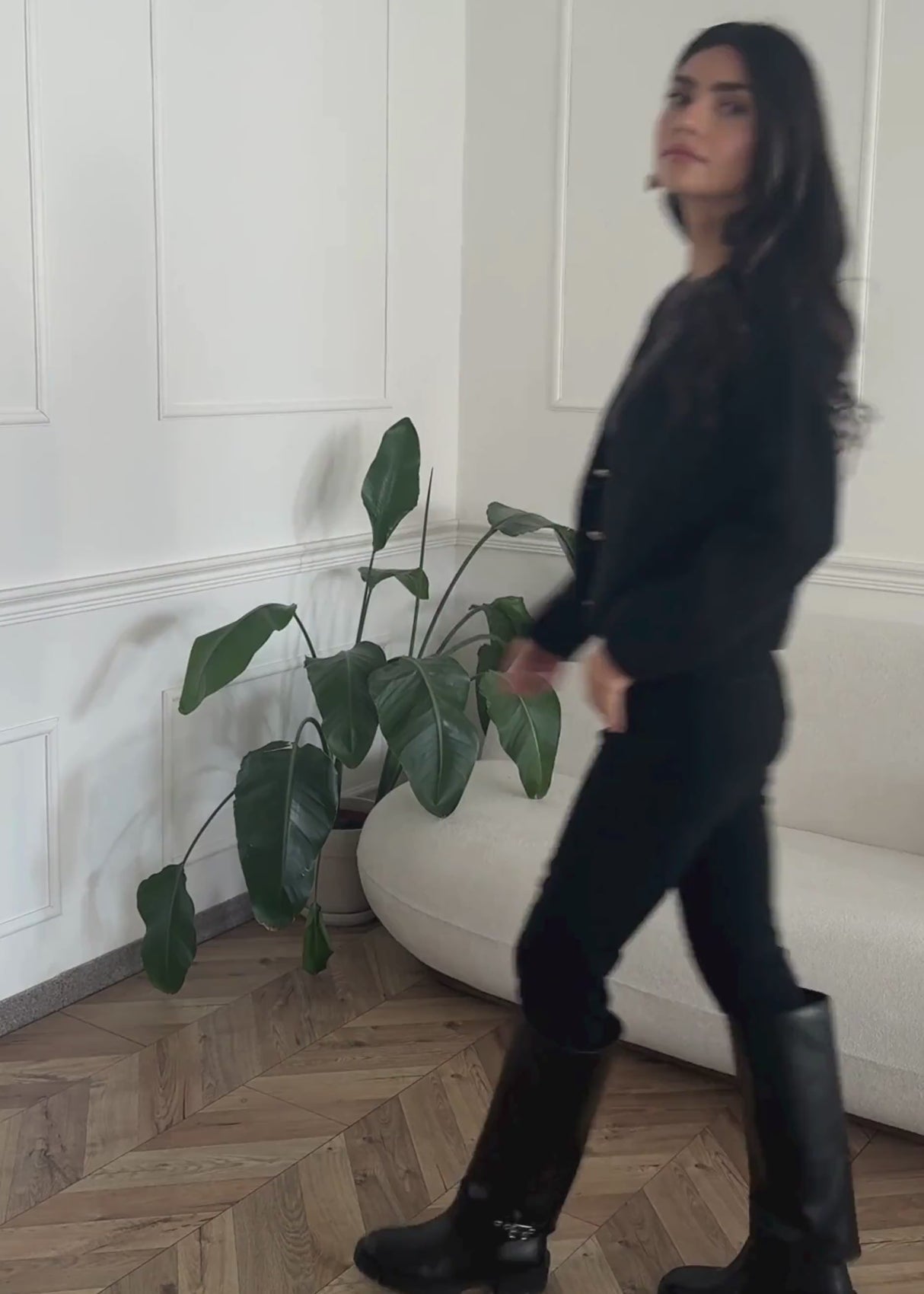 Mesh Langarmshirt mit Spitzen-Print - schwarz