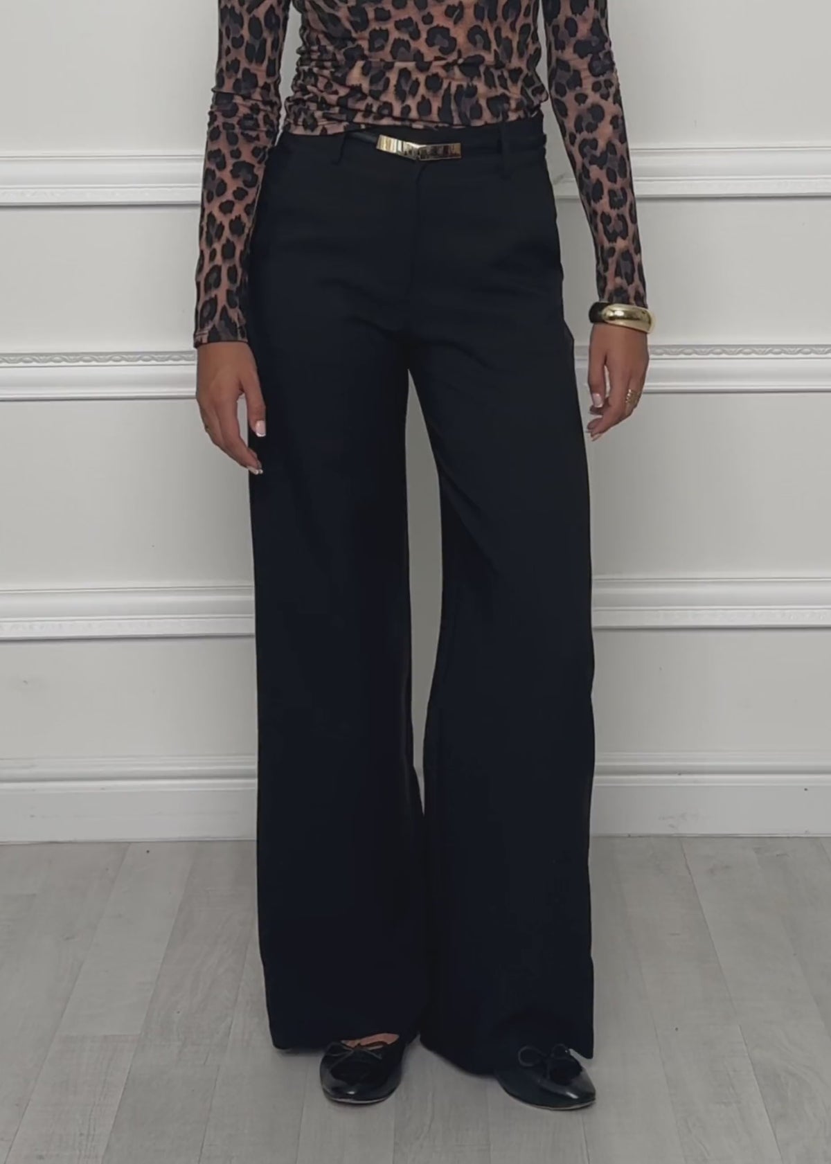Suit trousers with straight leg - black by SASSYCLASSY