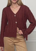 Zopfstrick-Cardigan mit Fransenbündchen - braun