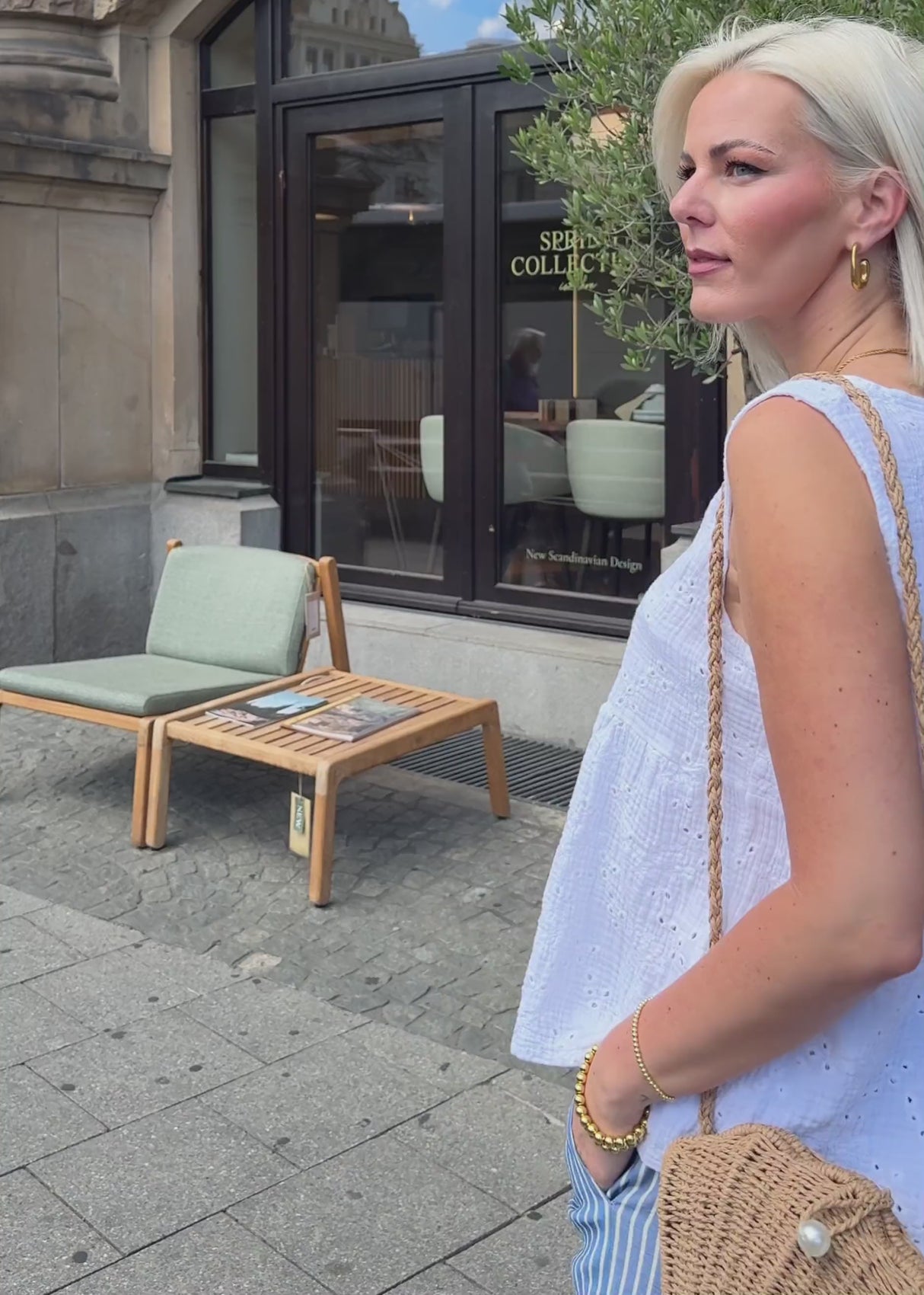 Musselin Blusentop mit Lochstickerei und Bindebändern - weiß von SASSYCLASSY