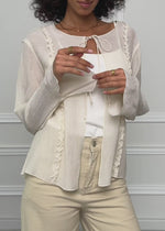 Baumwollchiffon Bluse mit Schleifenverschluss - hellbeige
