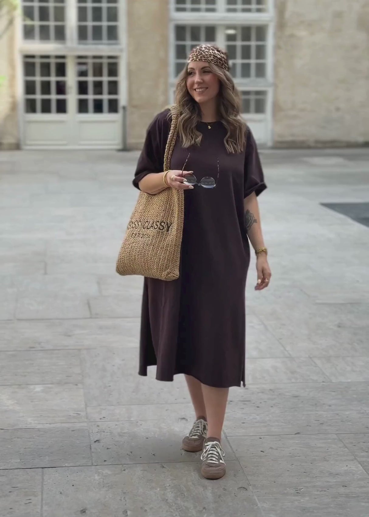 sassyclassy Langes Oversize T-Shirt Kleid - dunkelbraun