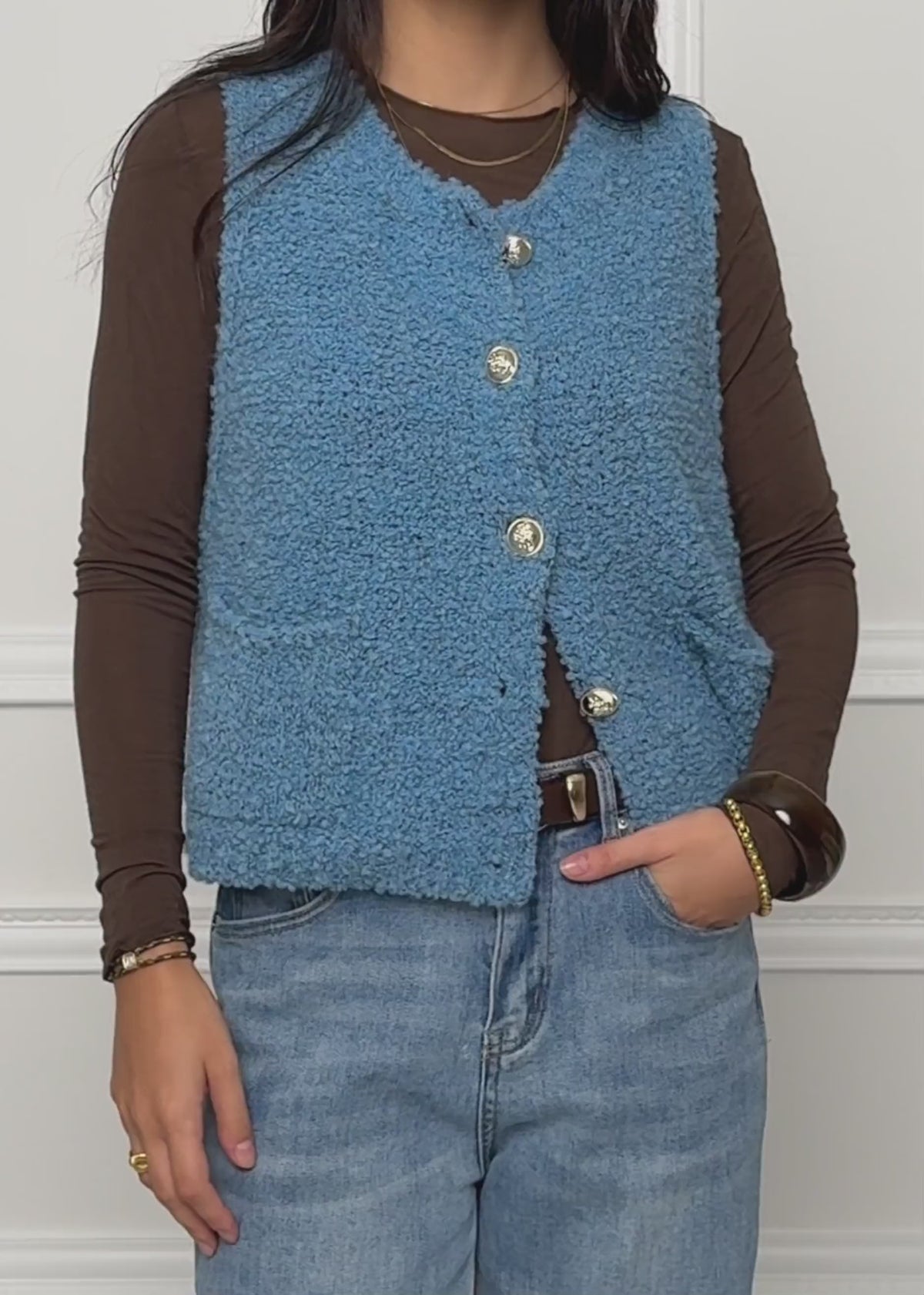 Bouclé vest with pockets - blue by SASSYCLASSY