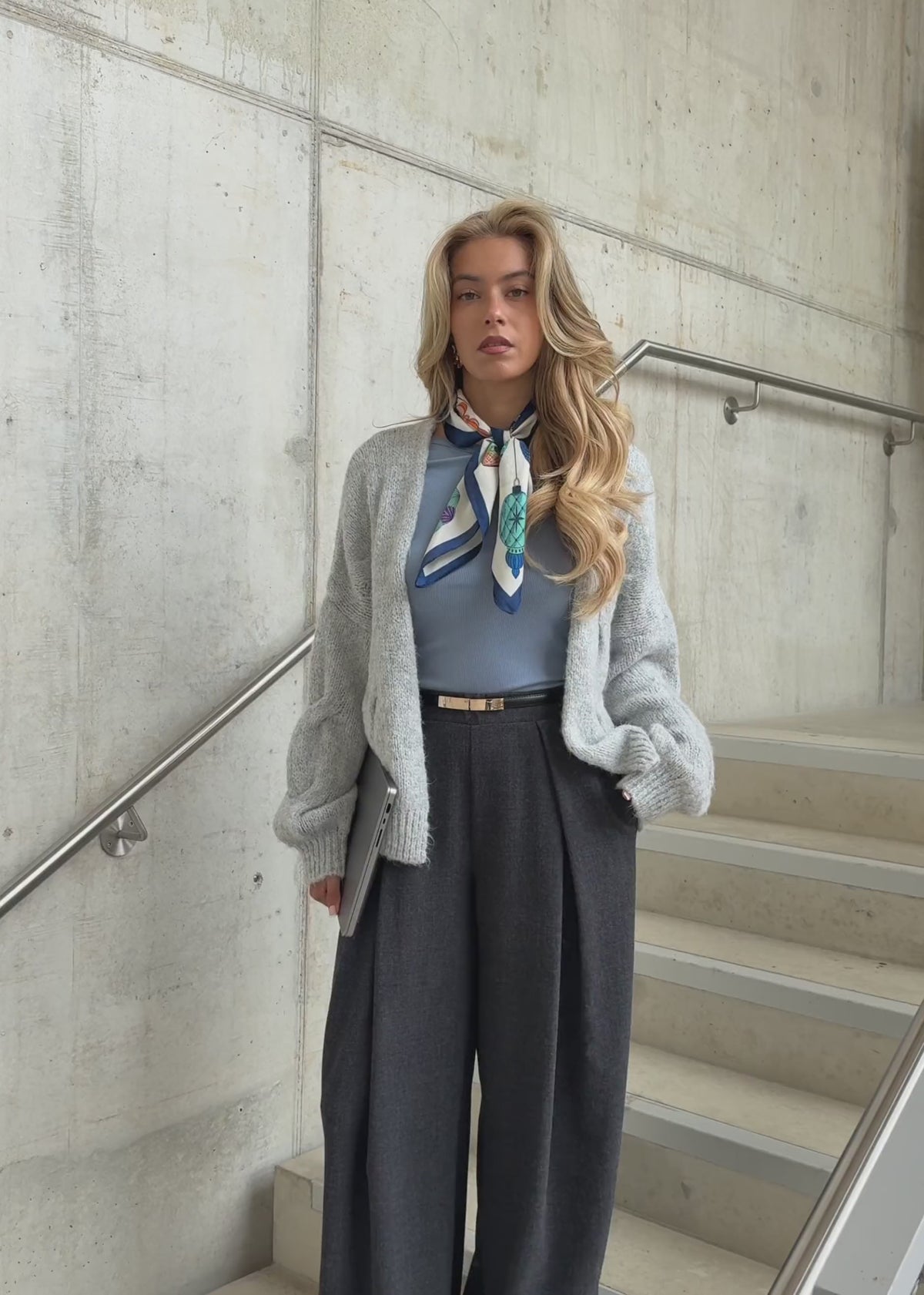 Chunky knit cardigan with cable pattern - light grey by SASSYCLASSY