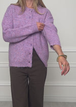 Strickjacke mit Knopfleiste - flieder