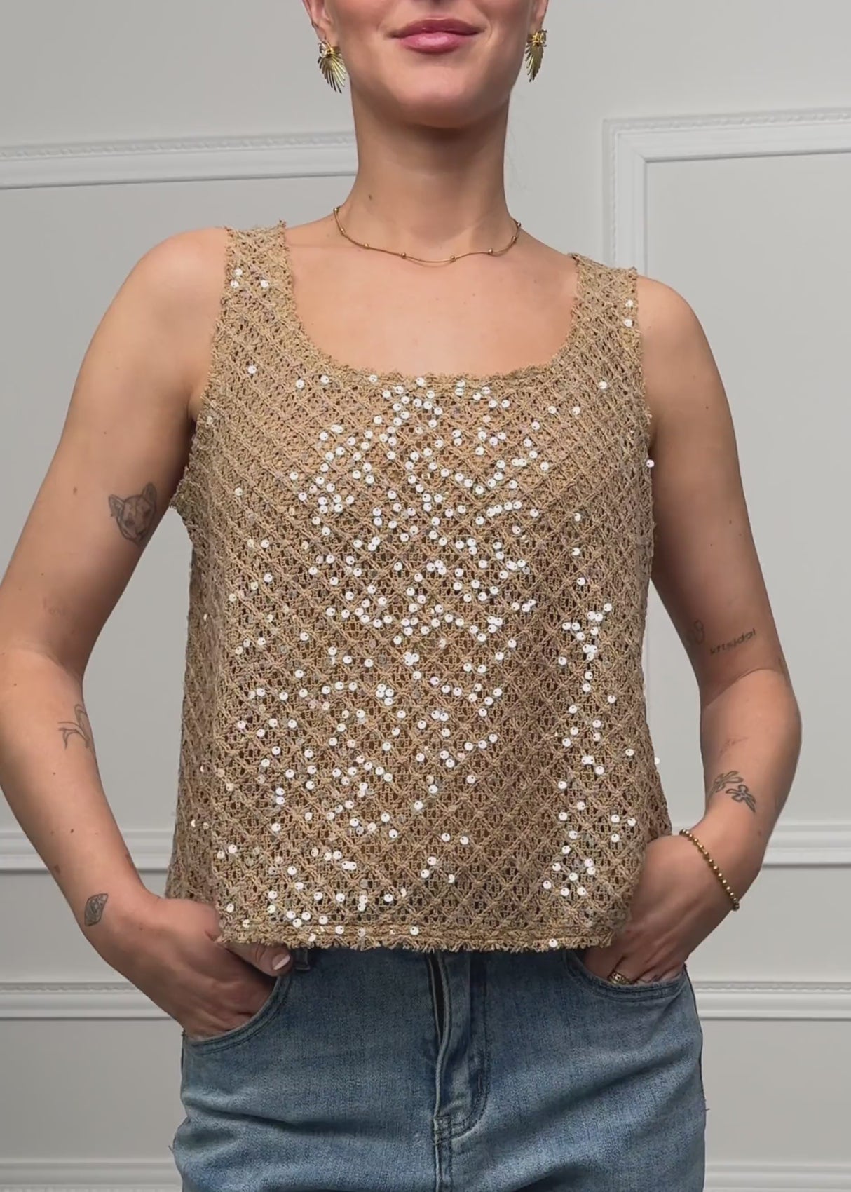 Netz-Top mit Pailletten - beige by SASSYCLASSY