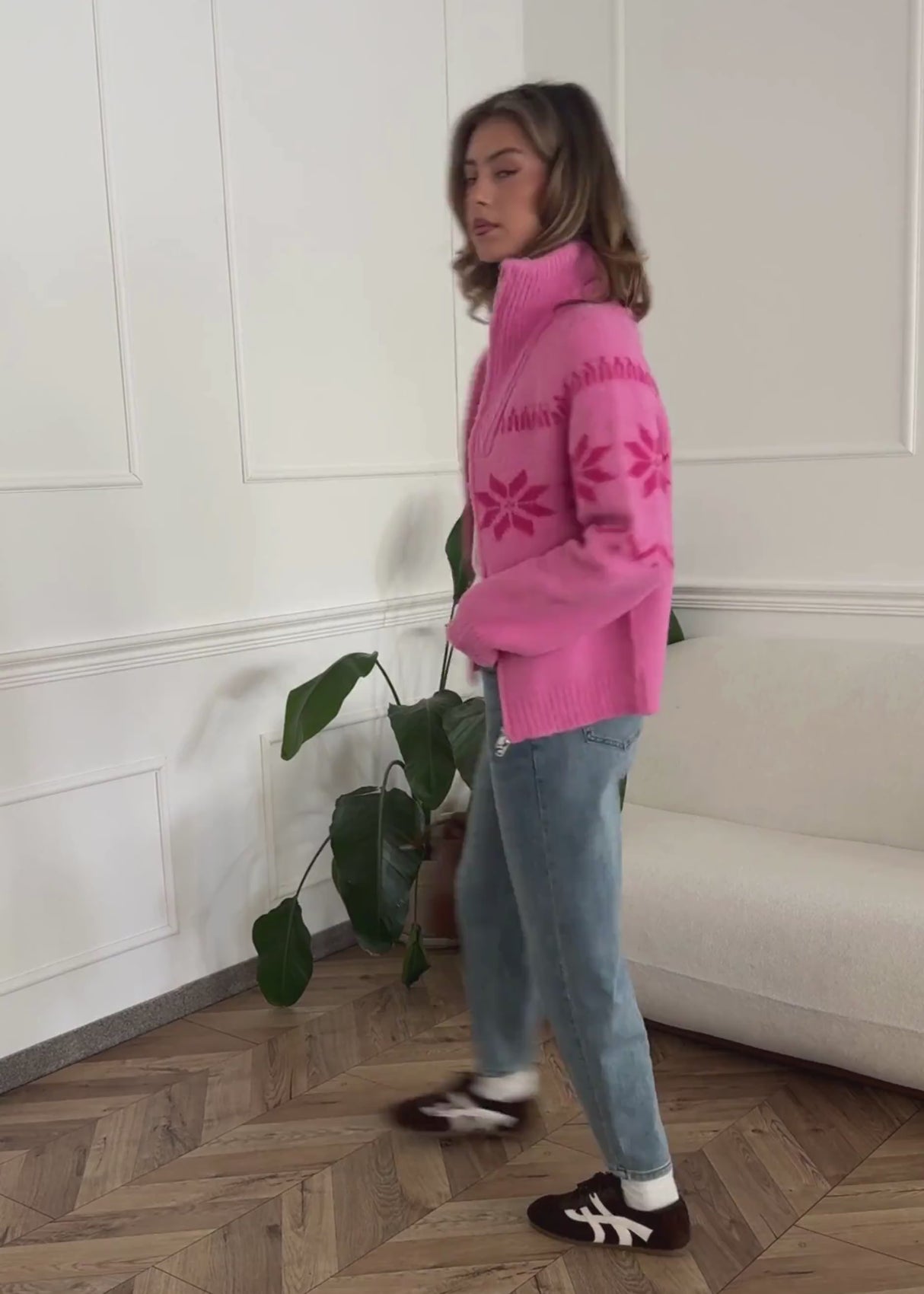 Cardigan with zipper and snowflake pattern - pink