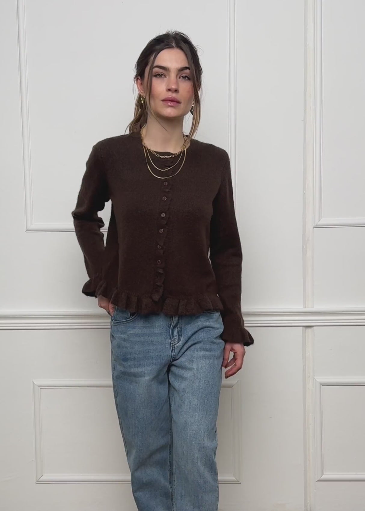 Cardigan with ruffles - dark brown