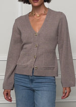 Strickjacke mit V-Ausschnitt und Goldknöpfen - taupe