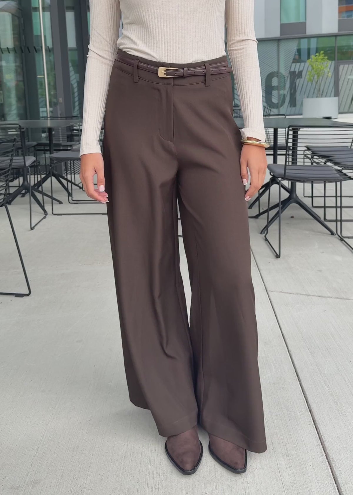 High Waist Hose mit weitem Bein - braun von SASSYCLASSY
