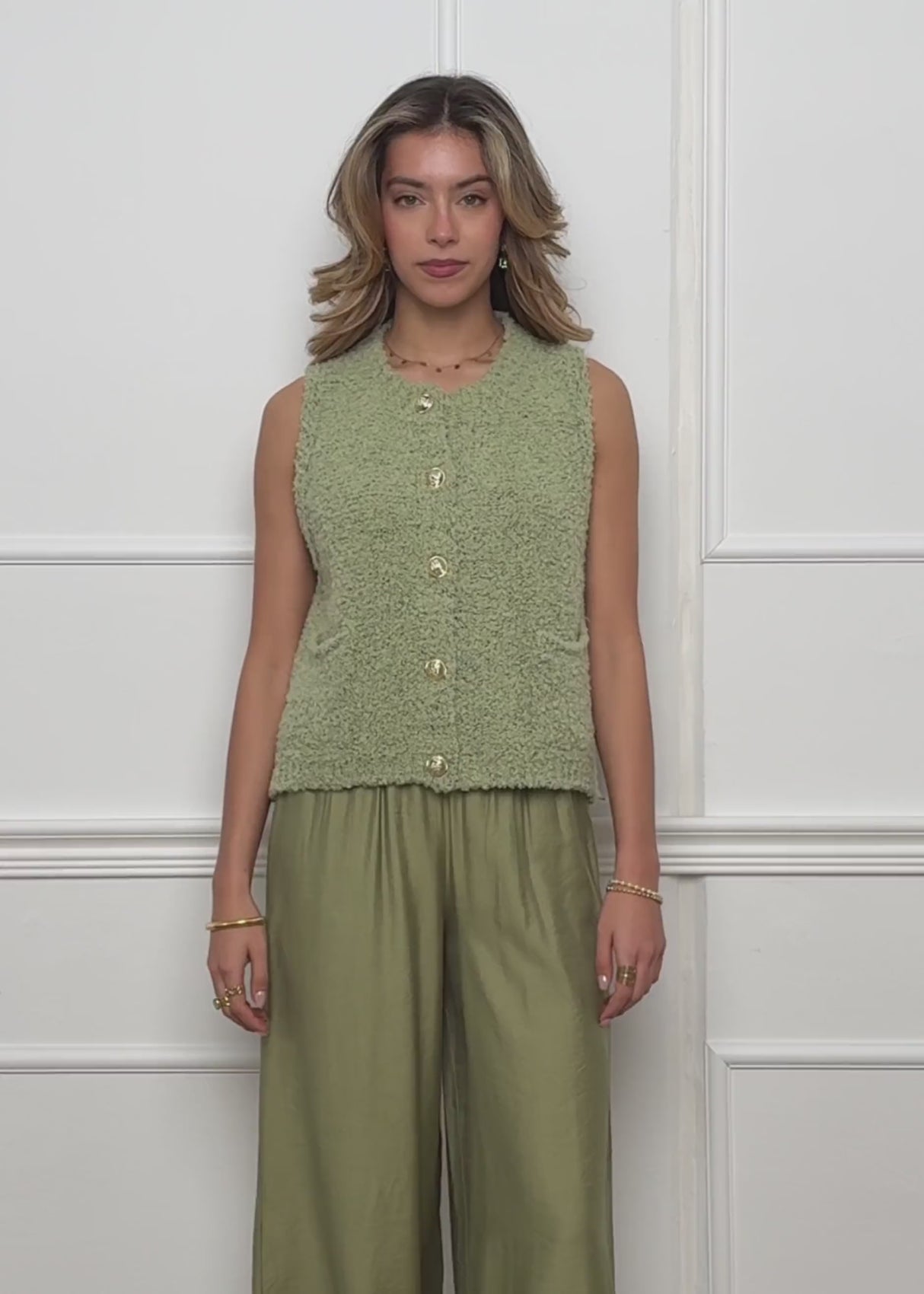 Bouclé-Weste mit Taschen - grün