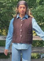 Bouclé-Weste mit Taschen - braun