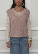 Bouclé top with lace - dusky pink