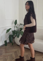 Short flounce skirt with dots - brown