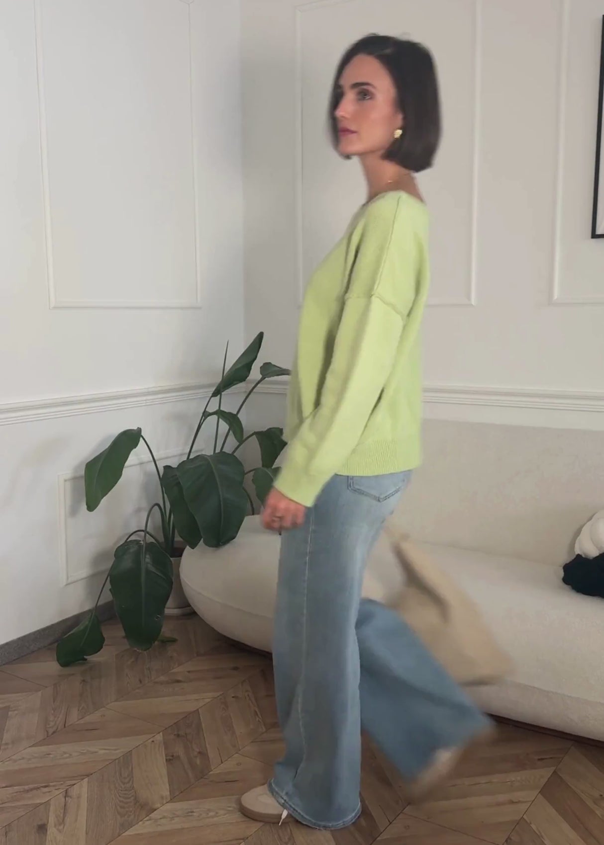 Sweater with back seam - light green