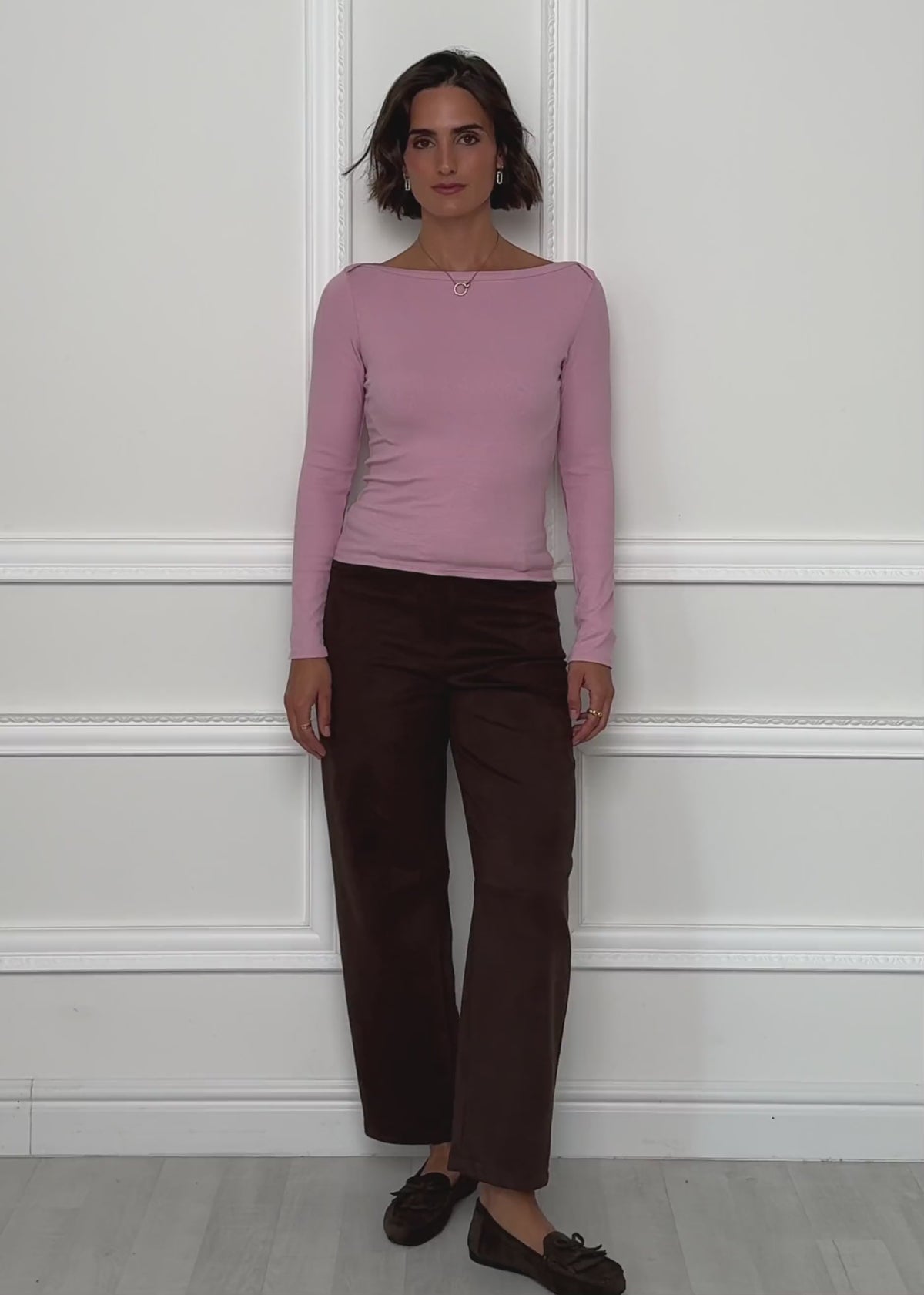 Long-sleeved shirt with boat neckline - dusky pink by SASSYCLASSY