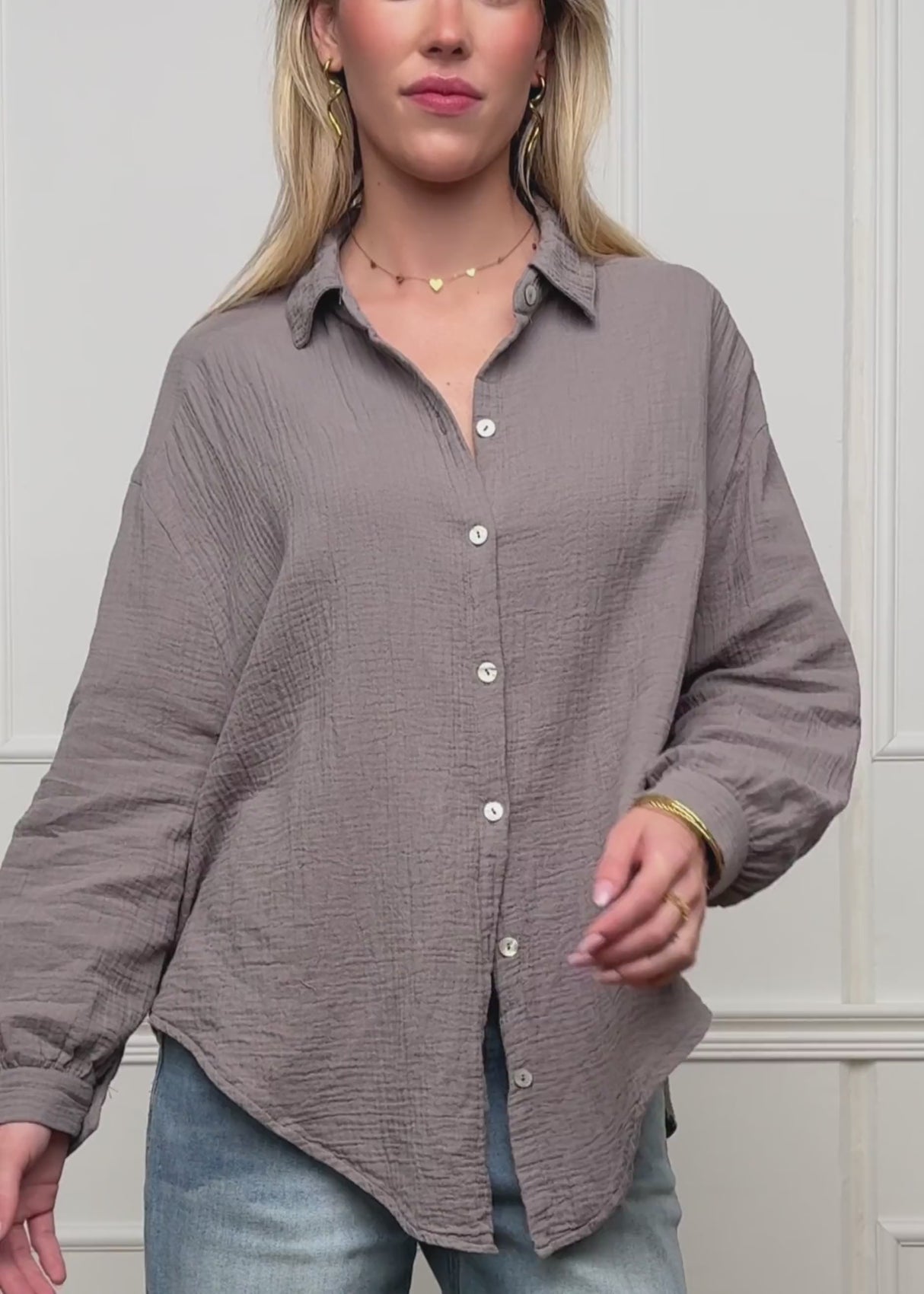 Muslin blouse oversize, short, taupe