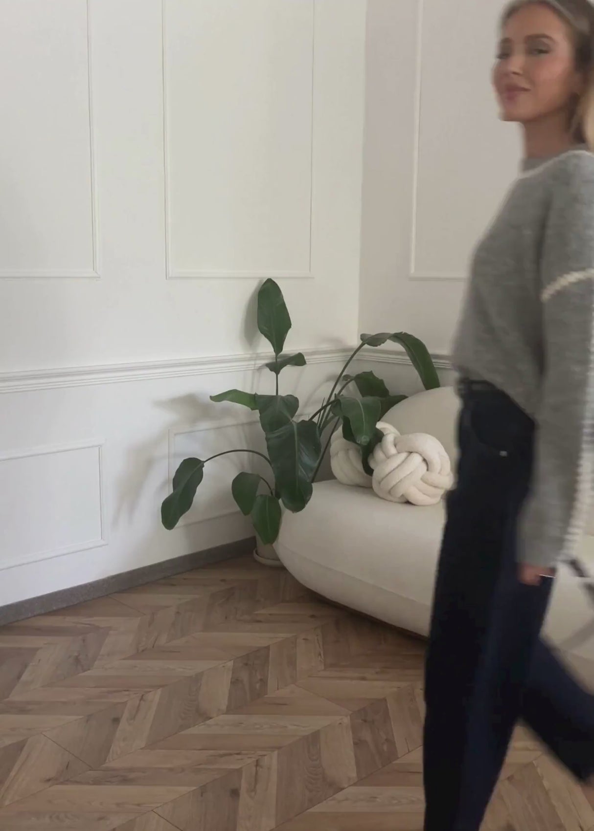 Pullover mit Ziernähten - grau