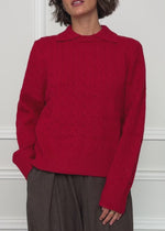 Knit jumper with cable pattern and collar - red