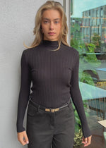 Ribbed knit top with stand-up collar - black