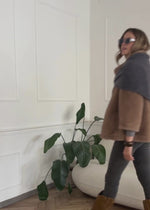 Triangular scarf - gray