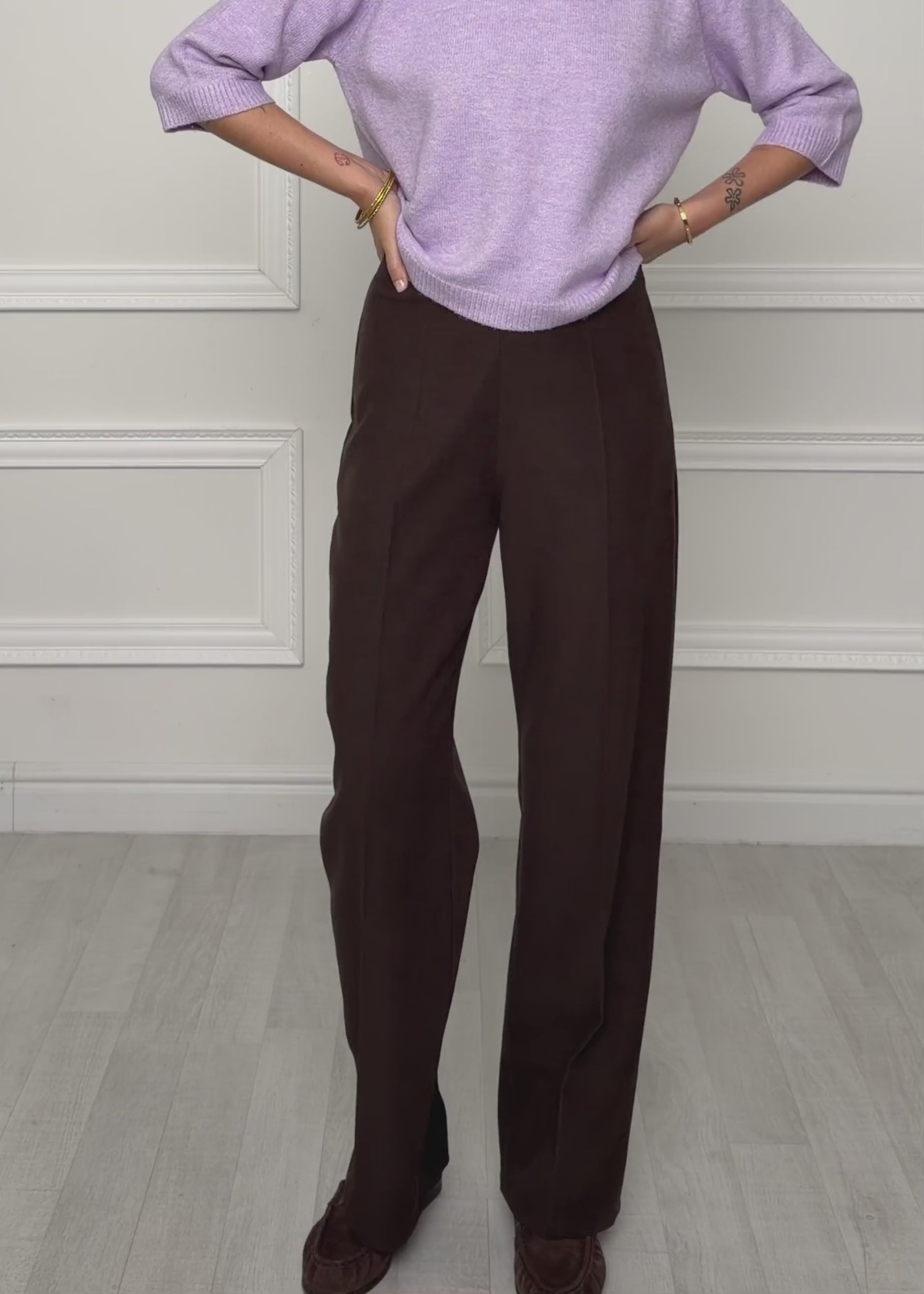 Straight-Leg-Hose mit Bügelfalte - braun