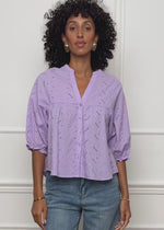 Pointed blouse with short balloon sleeves - lilac