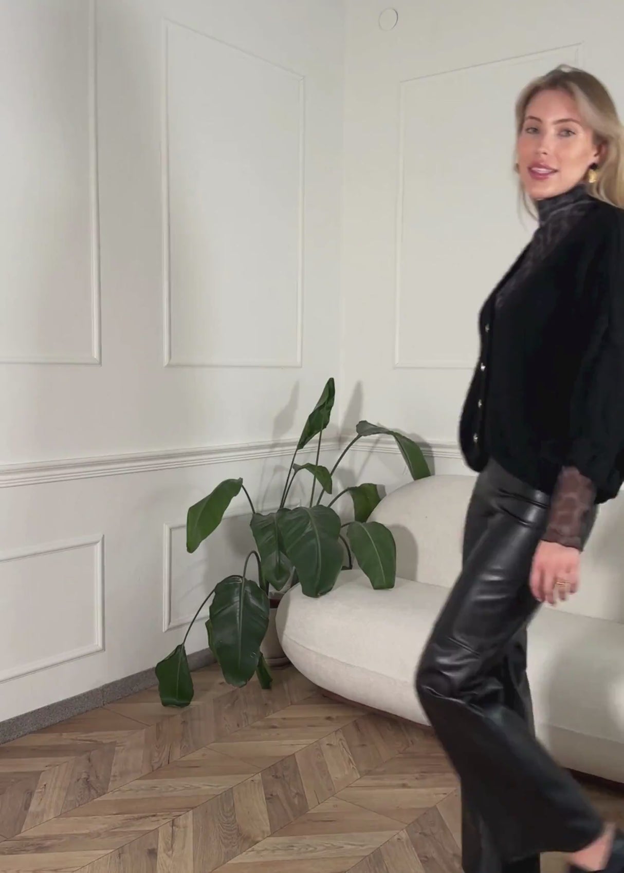 Mesh long-sleeved shirt with leopard print - gray