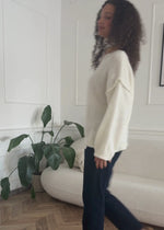 Oversize-Pullover mit Rundhalsausschnitt - weiß