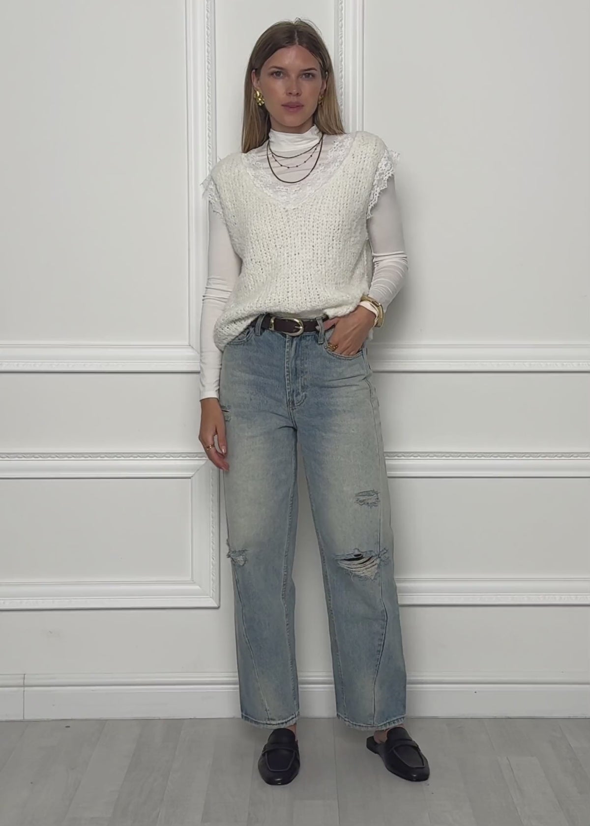Bouclé Top mit Spitze - offwhite von SASSYCLASSY