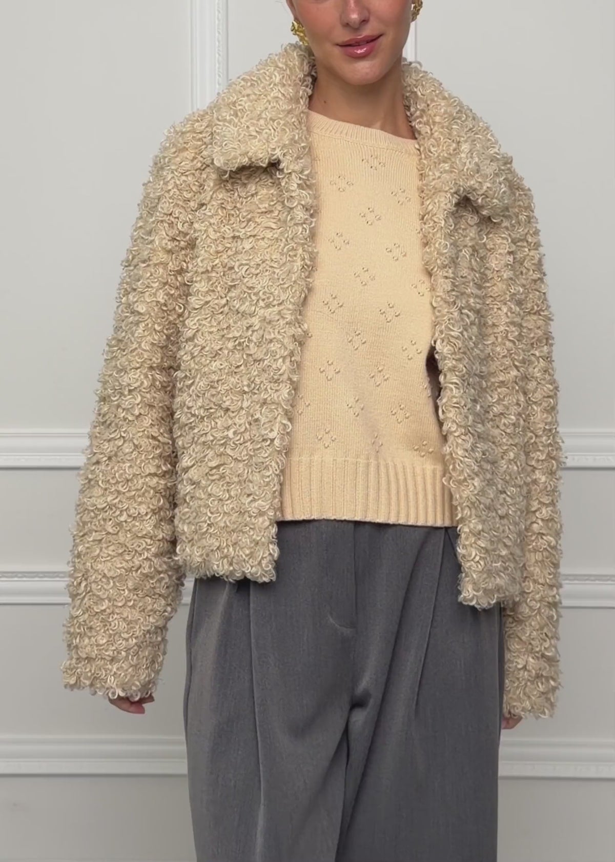 Teddy fur jacket - Off-white by SASSYCLASSY