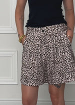 City Bermudashorts mit Leo-Print - beige