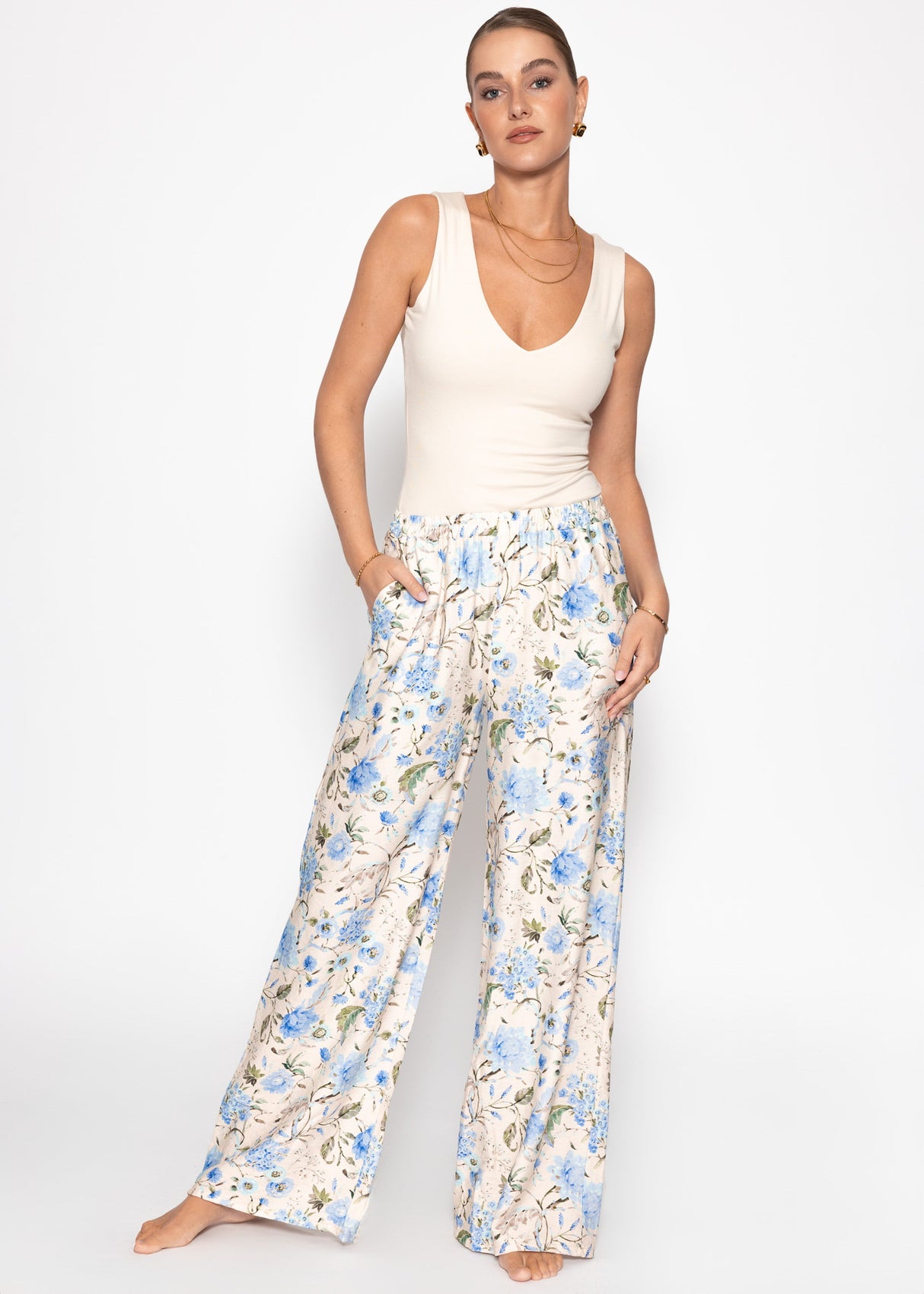 Ärmelloser Body mit V-Ausschnitt - hellbeige