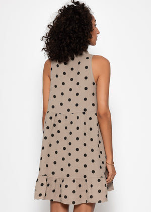 Ärmelloses Musselin Kleid mit Volants und Punkte Print - taupe