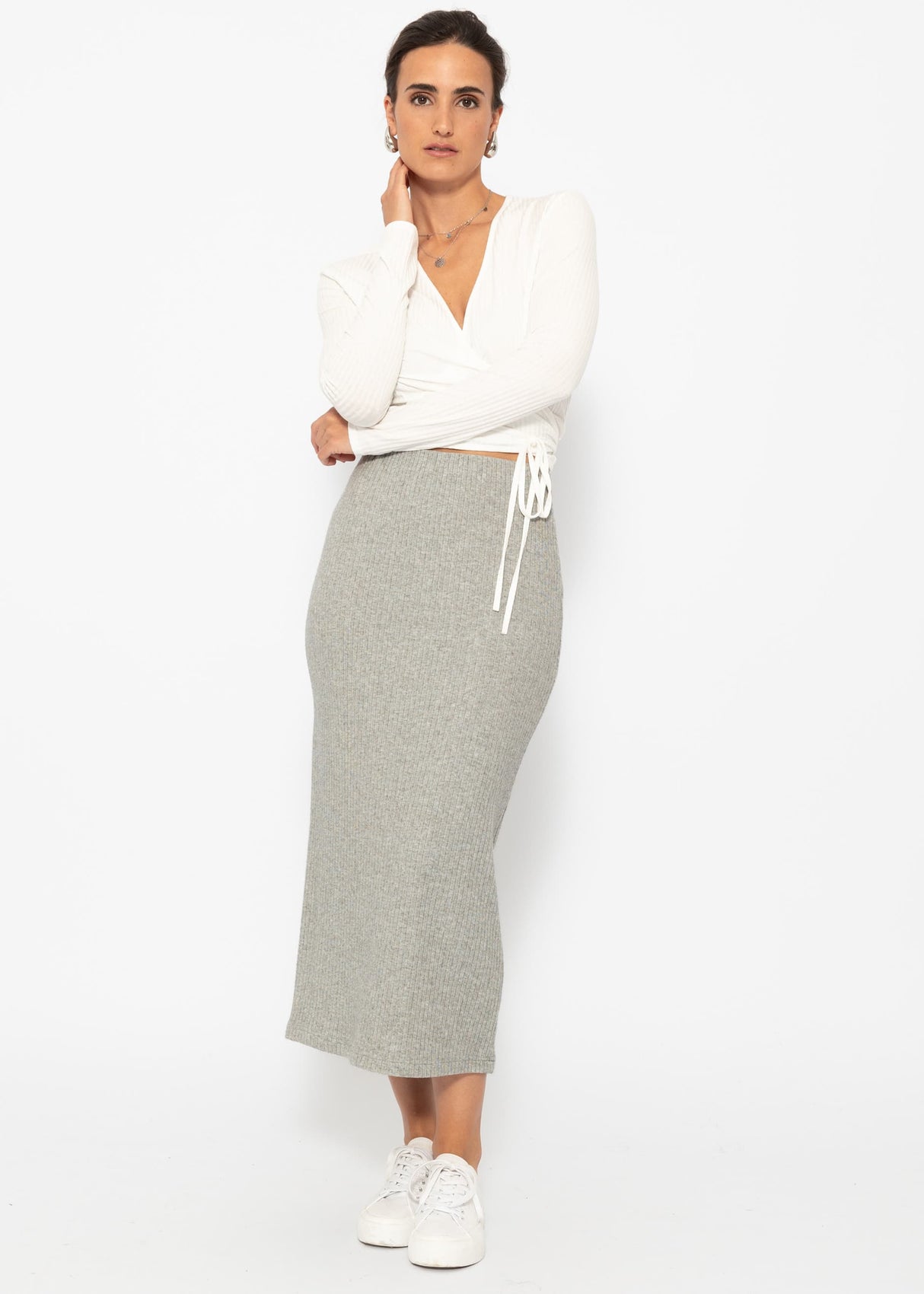 Ribbed midi-length skirt - grey