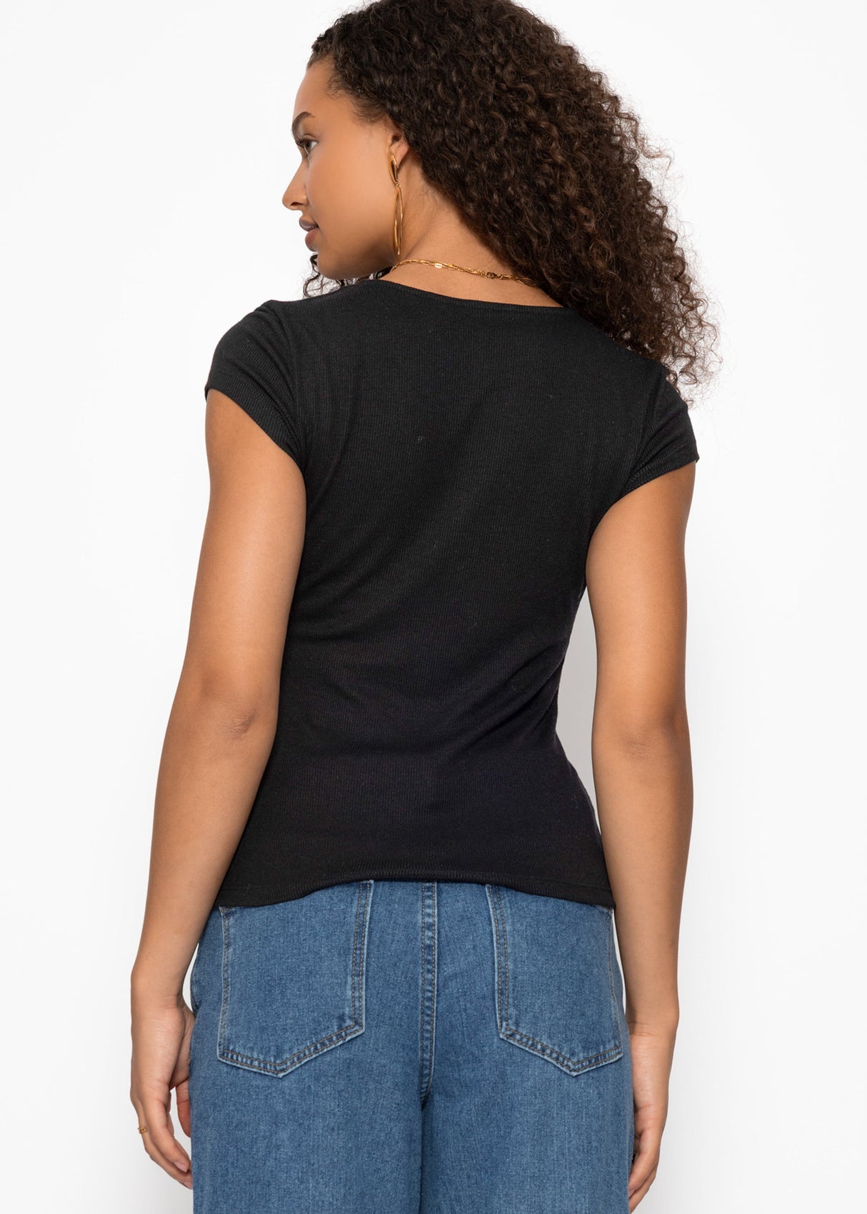 Geripptes T-Shirt mit Knopfleiste - schwarz