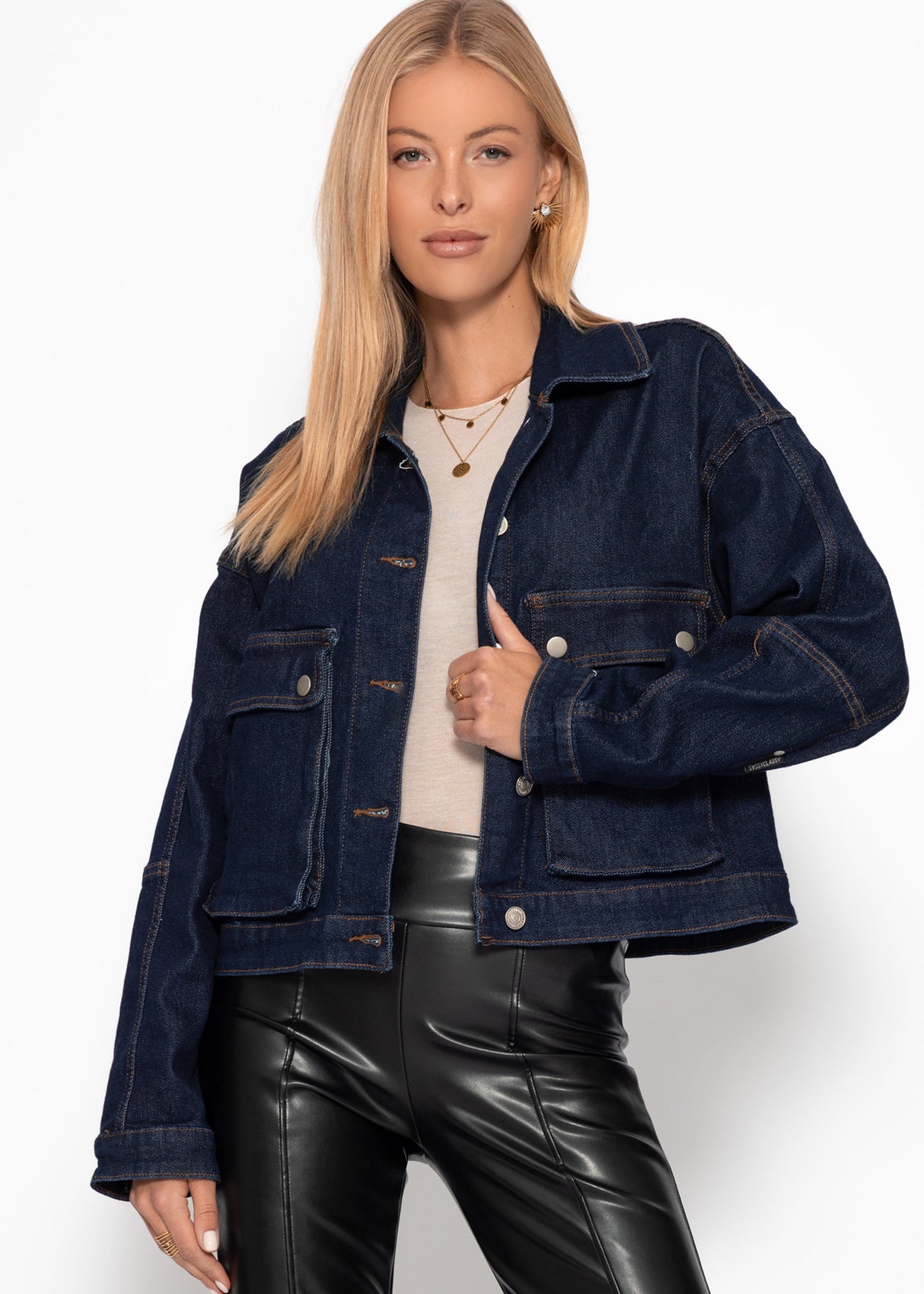 Jeans Jacke mit aufgesetzten Taschen - dunkelblau
